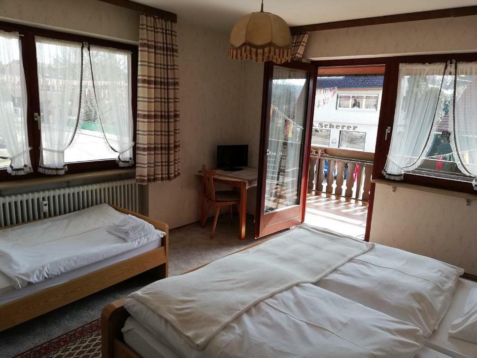 Hotel-Pension Zum Bierhaus Roetenbach  Ngoại thất bức ảnh